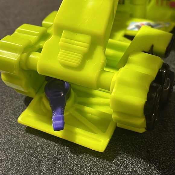 1994 Micro Machines Zbots : Mini Z’s Spy Base + 5 new Zbots - Picture 4 of 9